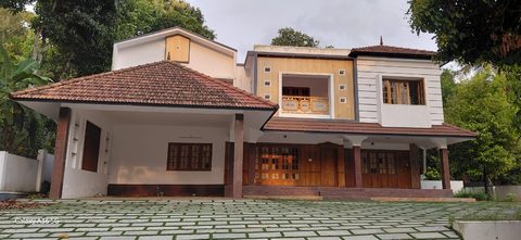 Exotic 6 BHK Luxury Home for Sale – Near Vadavathoor, Kottayam - 1