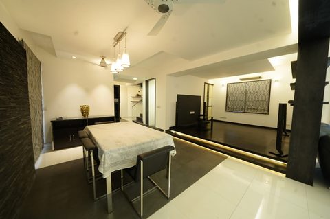 SFS Luxury Duplex Penthouse | 3BR Ensuite - Terrace with Palace Views | Fully Furnished  - 6