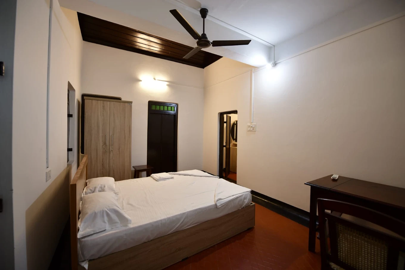The Paro – Mill Cottage a 2 BHK Heritage Retreat, Ashtamudi Lake - 7