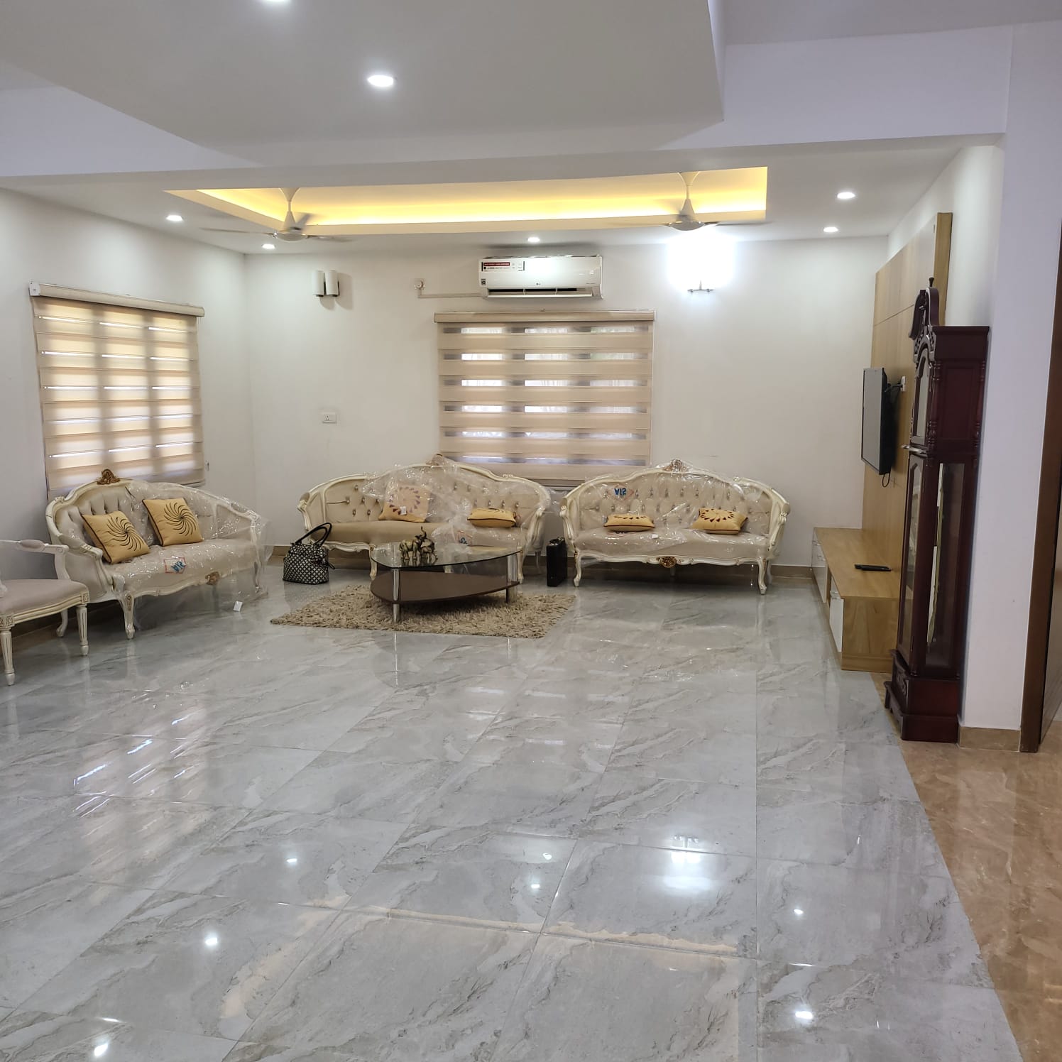 4 BHK Ultra modern Luxury villa- Kent Nalukettu Palm Villa - 6