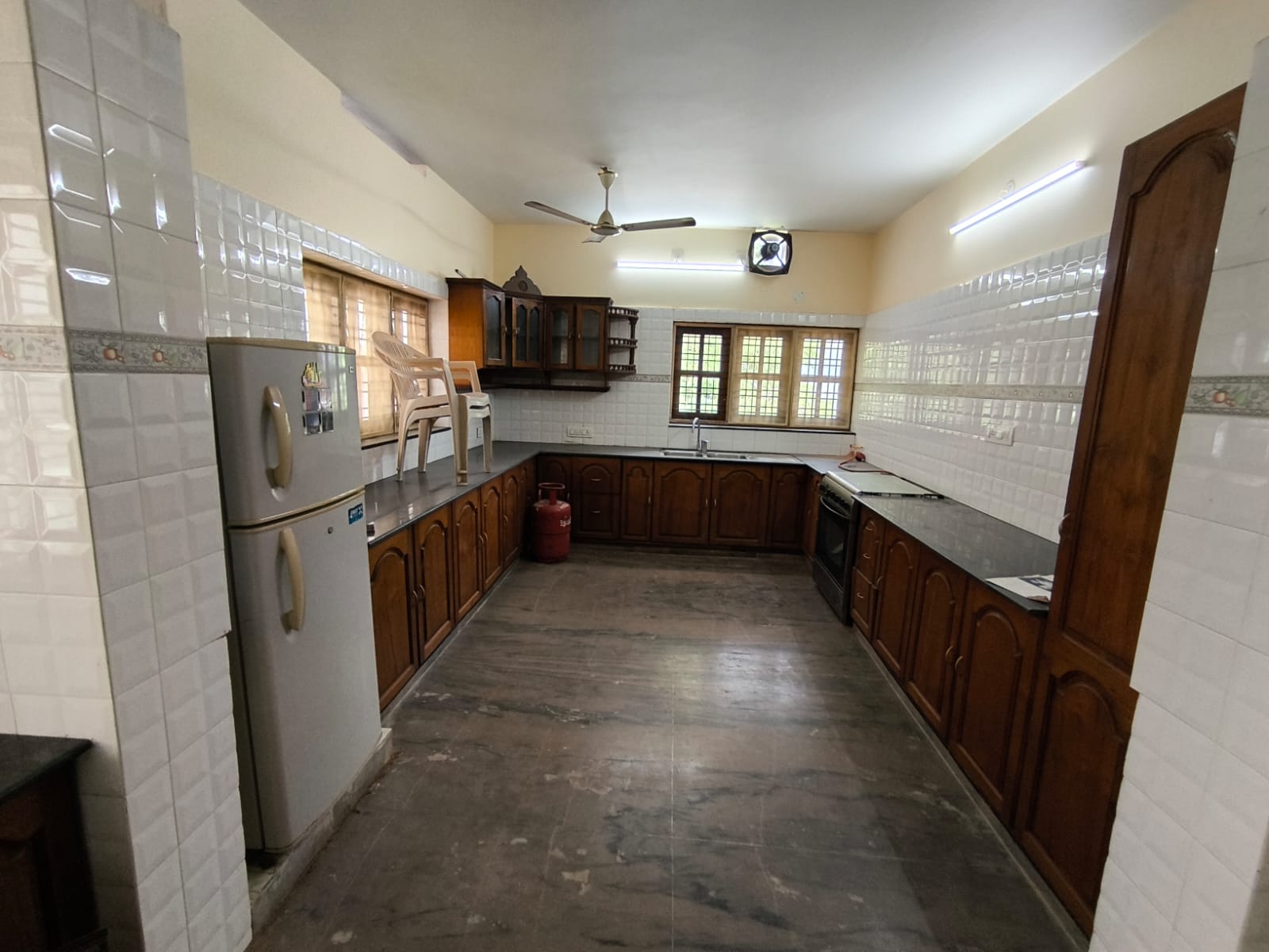 4BHK furnished house for rent - 8