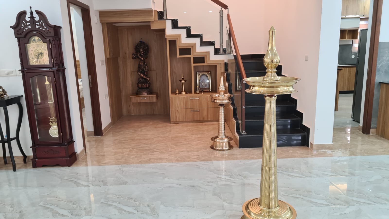 4 BHK Ultra modern Luxury villa- Kent Nalukettu Palm Villa - 3