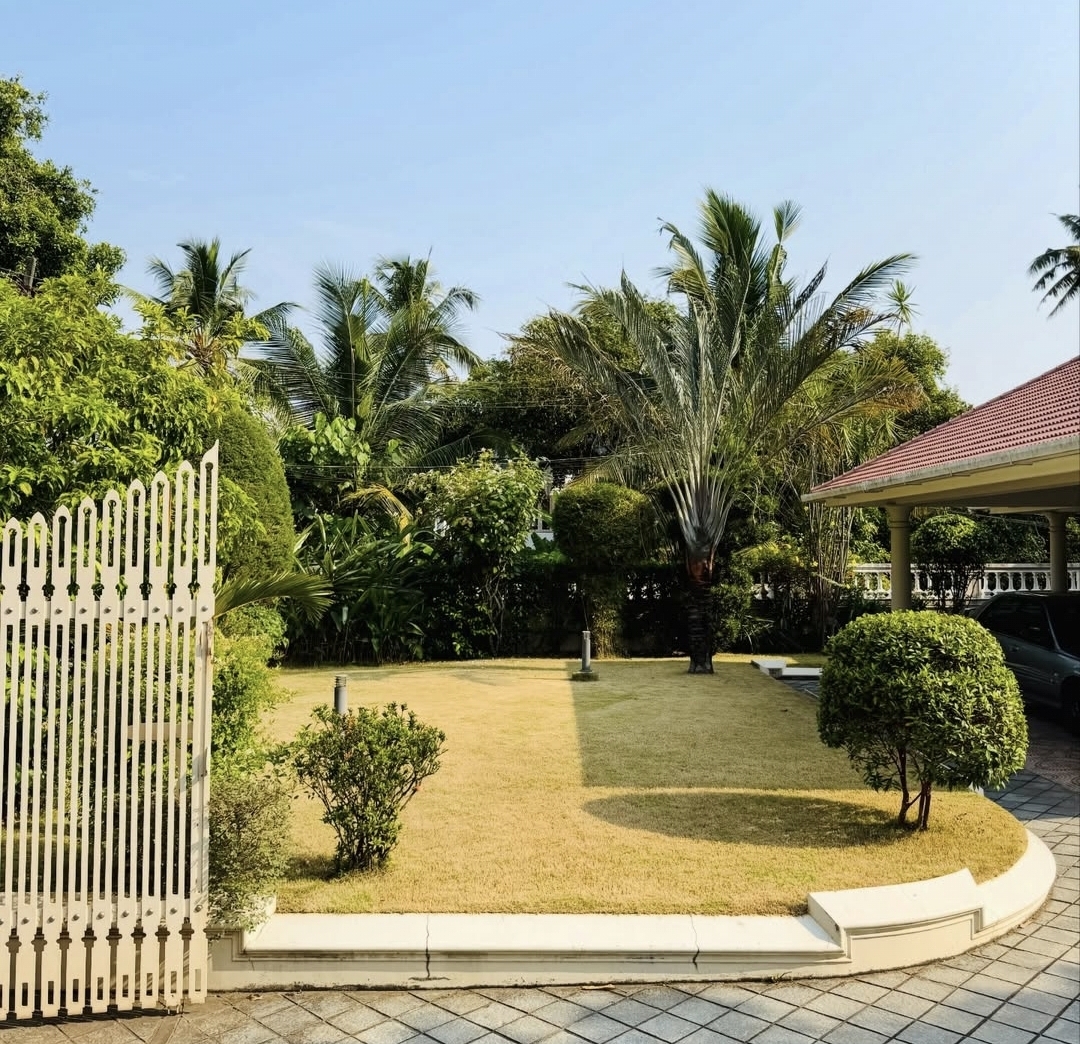 4BHK Kerala Traditional House for Sale – Edappally, Kochi - 3