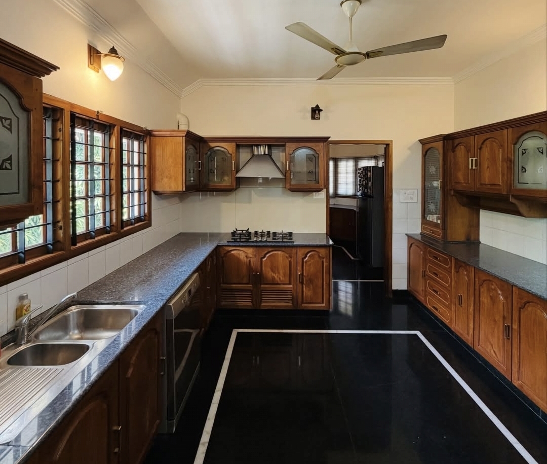 4BHK Kerala Traditional House for Sale – Edappally, Kochi - 6