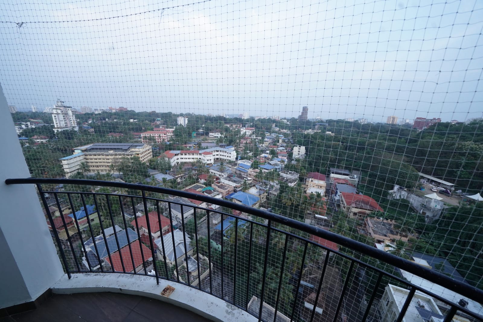 SFS Luxury Duplex Penthouse | 3BR Ensuite - Terrace with Palace Views | Fully Furnished - 4