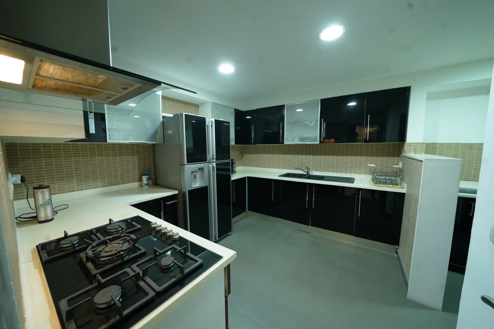 SFS Luxury Duplex Penthouse | 3BR Ensuite - Terrace with Palace Views | Fully Furnished - 8