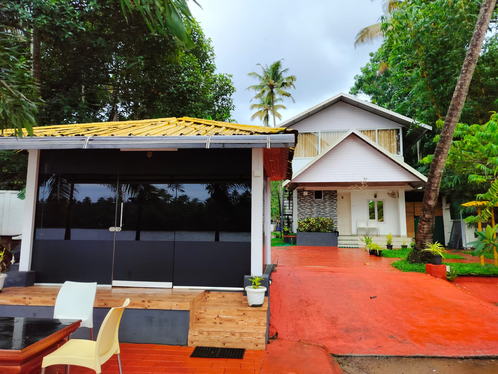 Lexus Backwater Resort - 4 BHK Private Resort | Staycation in Thrissur - 2