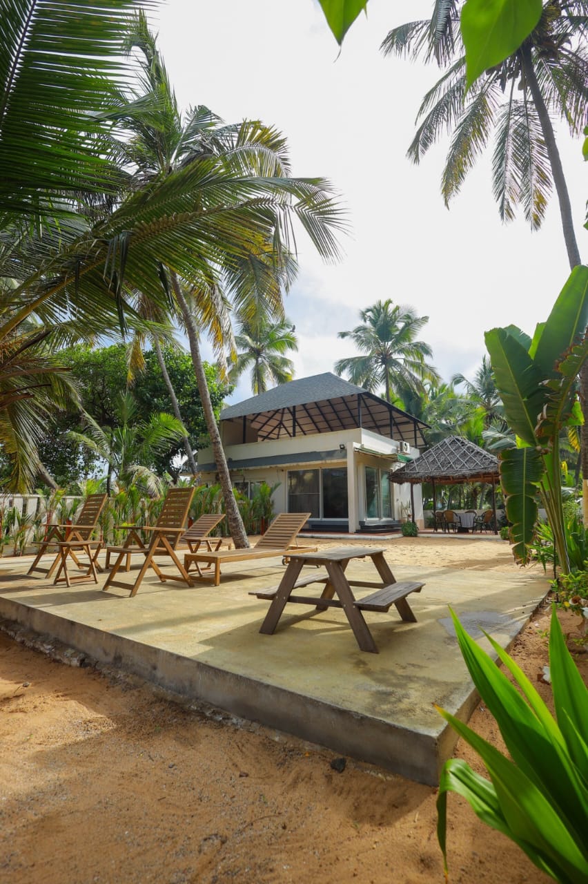 HEYDAY BY THE SEA | Cozy stay with private beach access at Veli