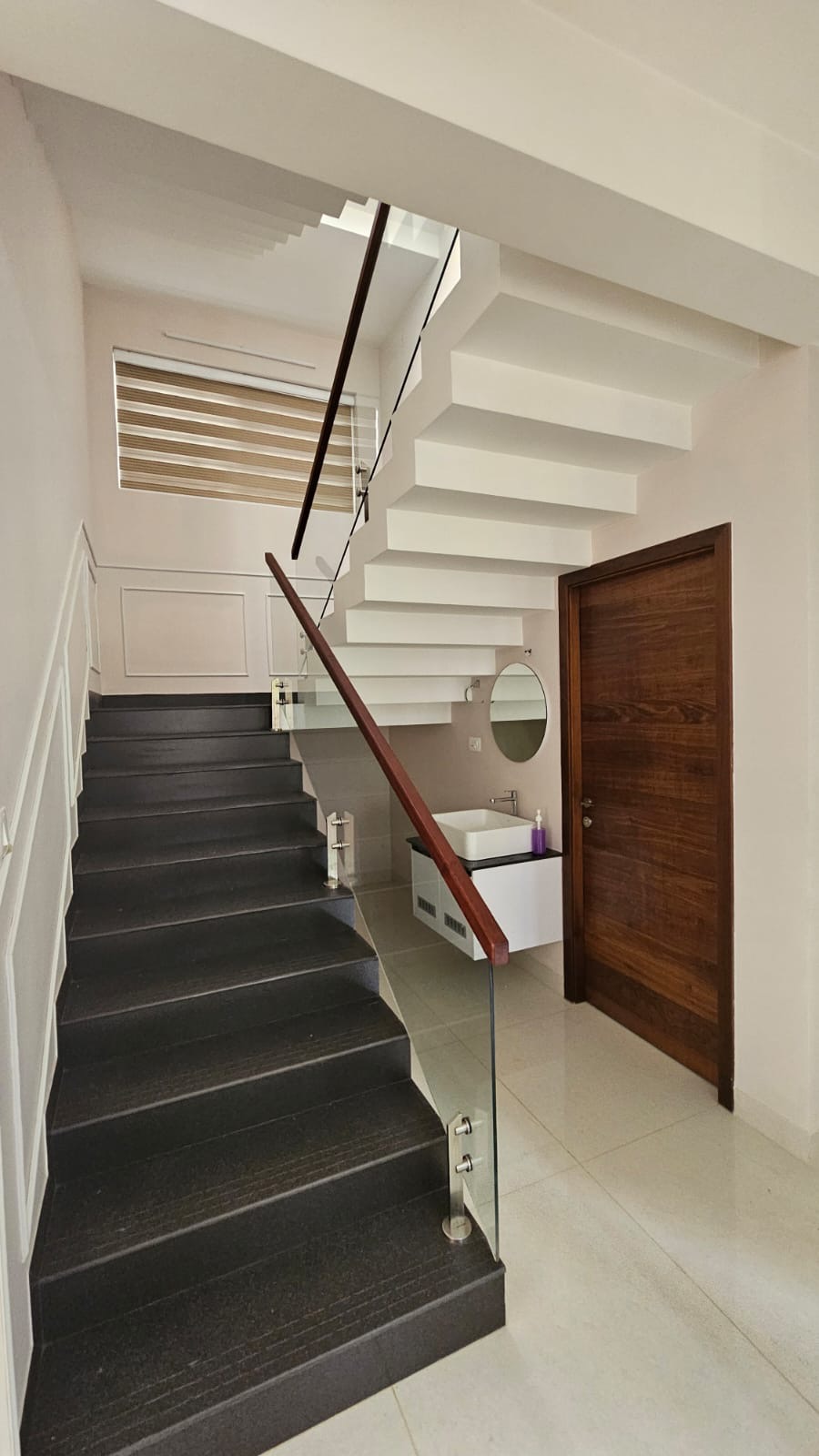 Fully furnished premium 4 BHK Villa - 4