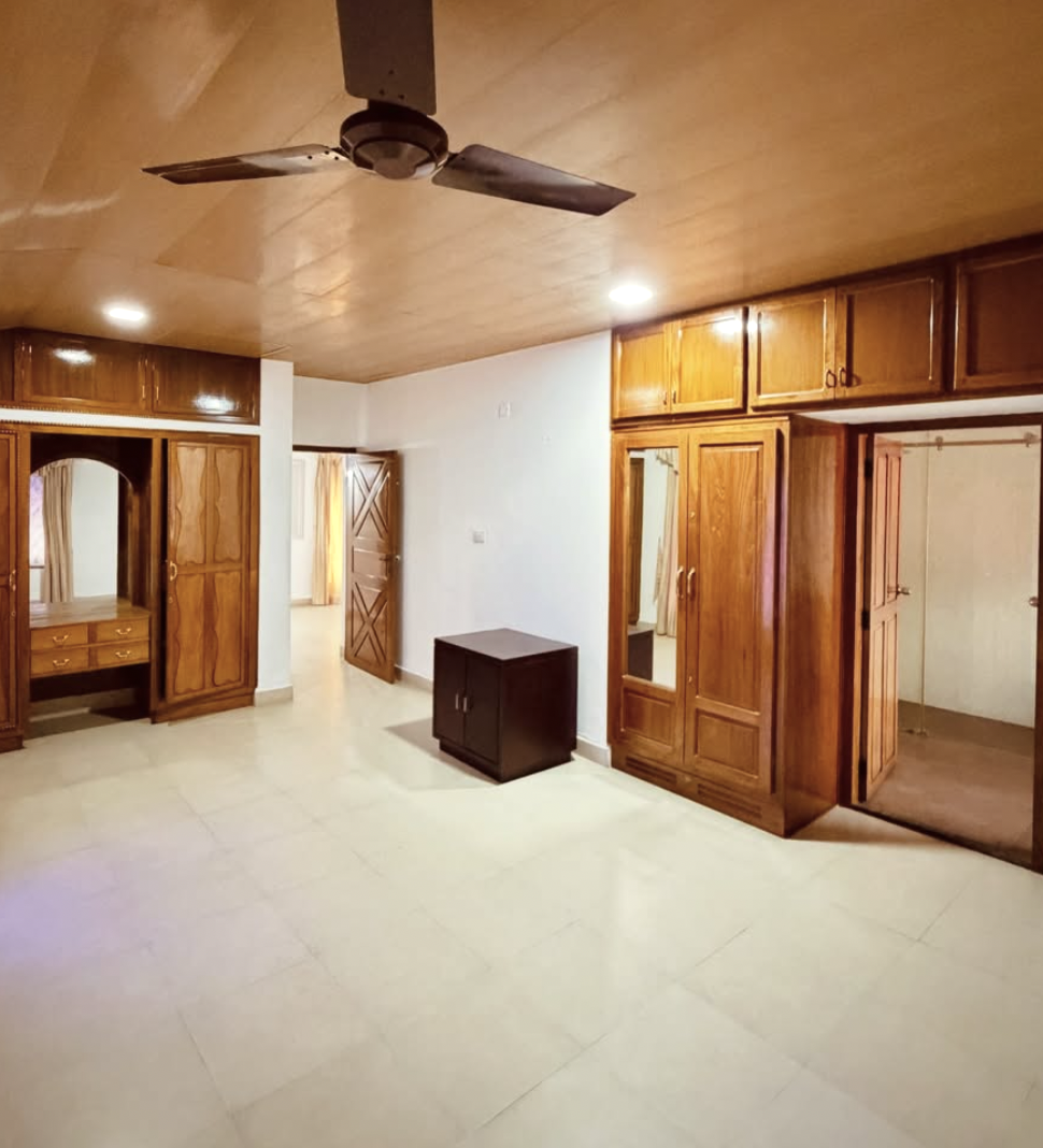 4BHK Premium Independent Villa with Outhouse for Sale – Vytilla, Kochi - 5